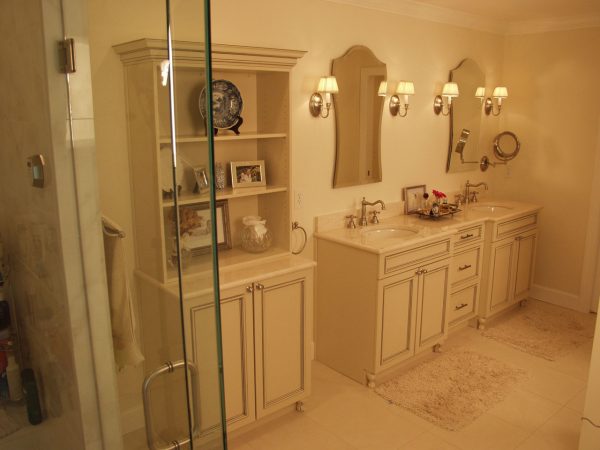 Buckhead Traditional Double Vanity Bathroom