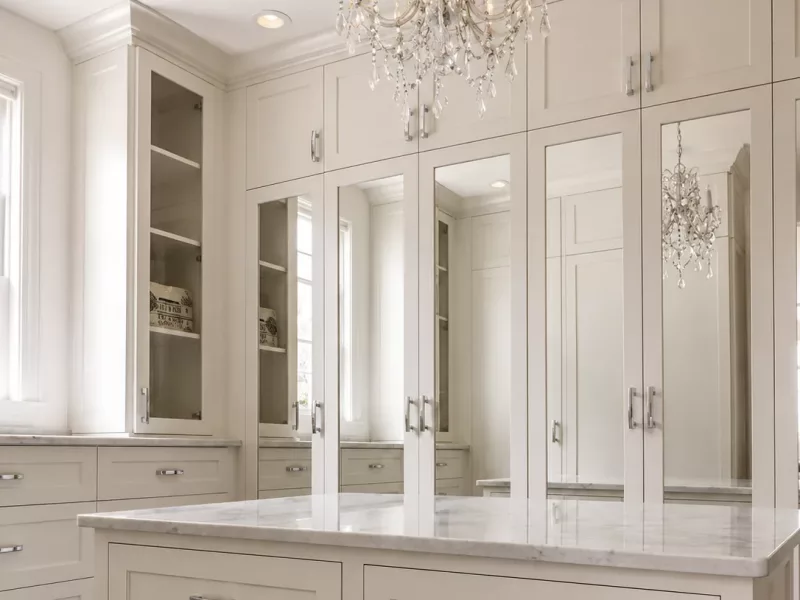 Custom closet display in the Top South Marietta showroom
